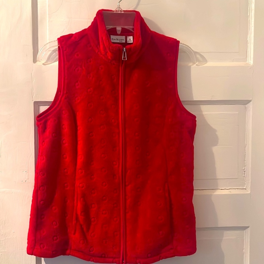 Red sm ladies vest.